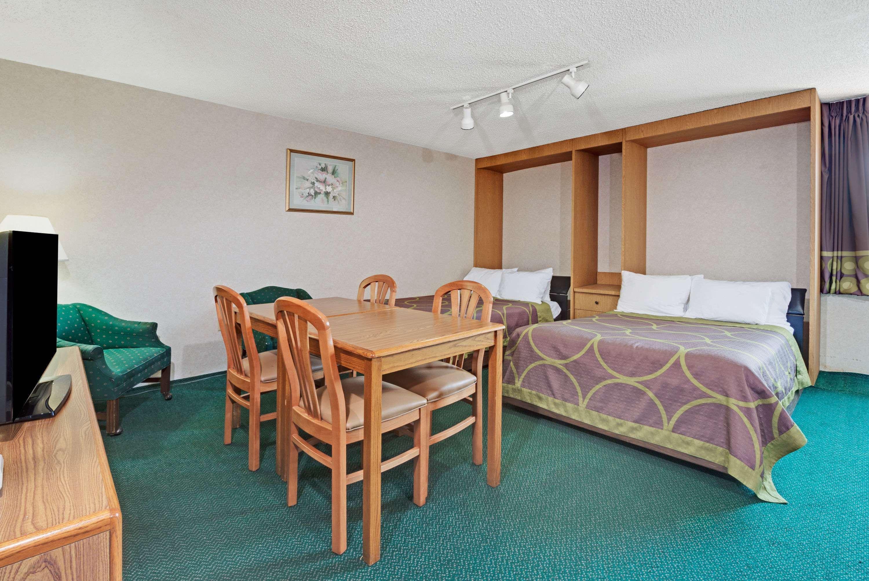 Super 8 By Wyndham Kenmore/Buffalo/Niagara Falls Area מראה חיצוני תמונה